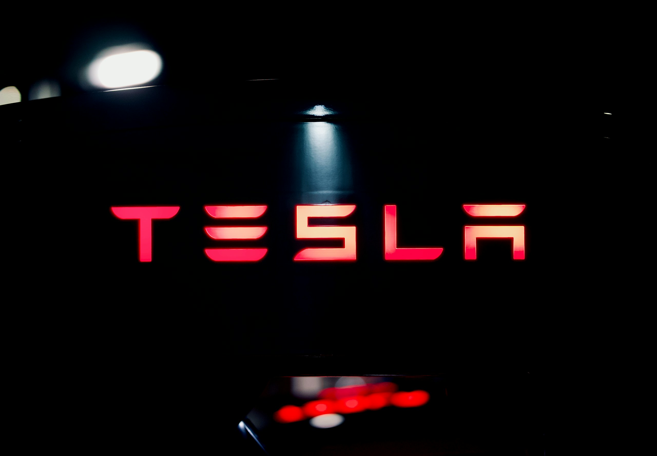Trading Guide to TSLA (NASDAQ): Everything You Need to Know About Tesla Stock